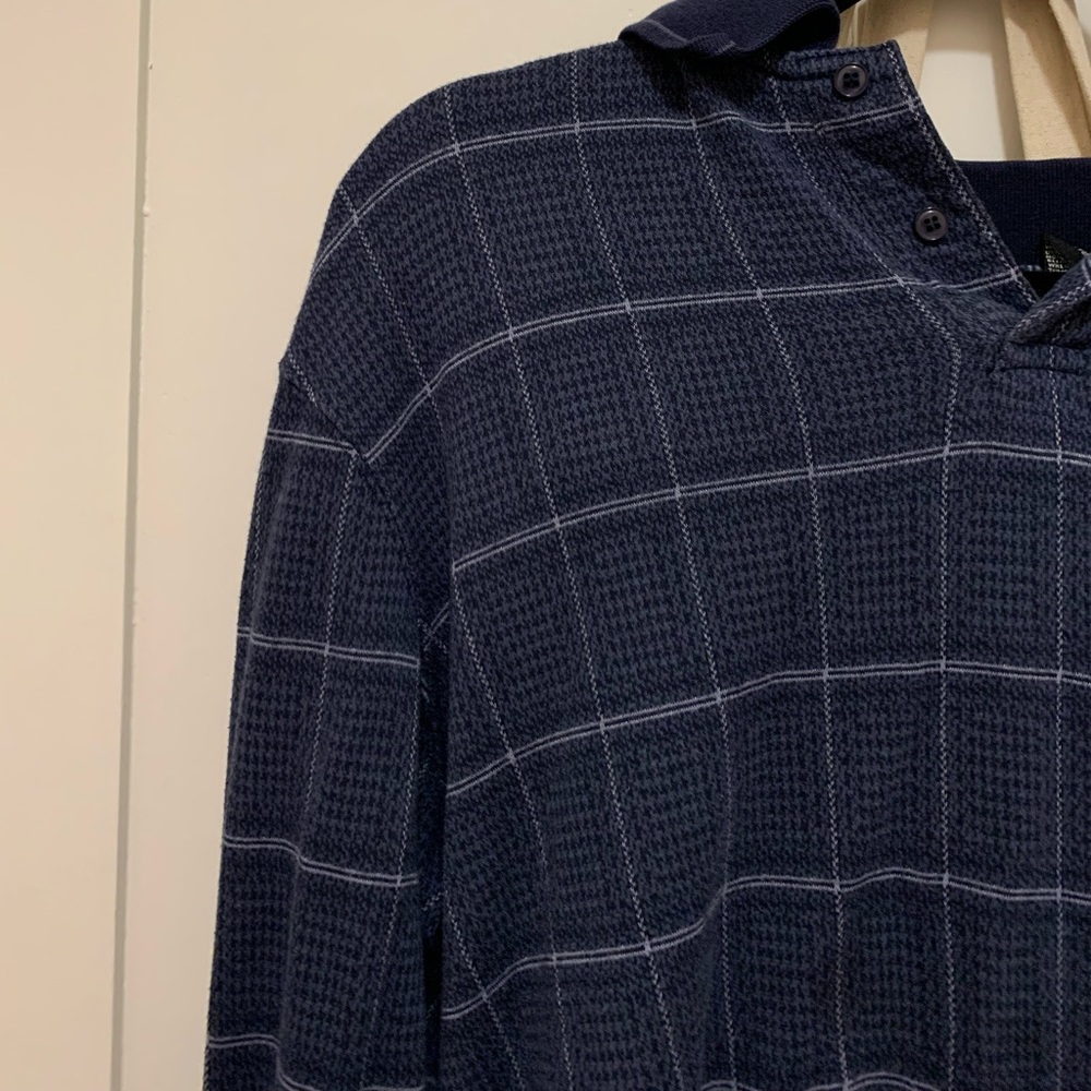 Cozy Vintage Navy Sweater